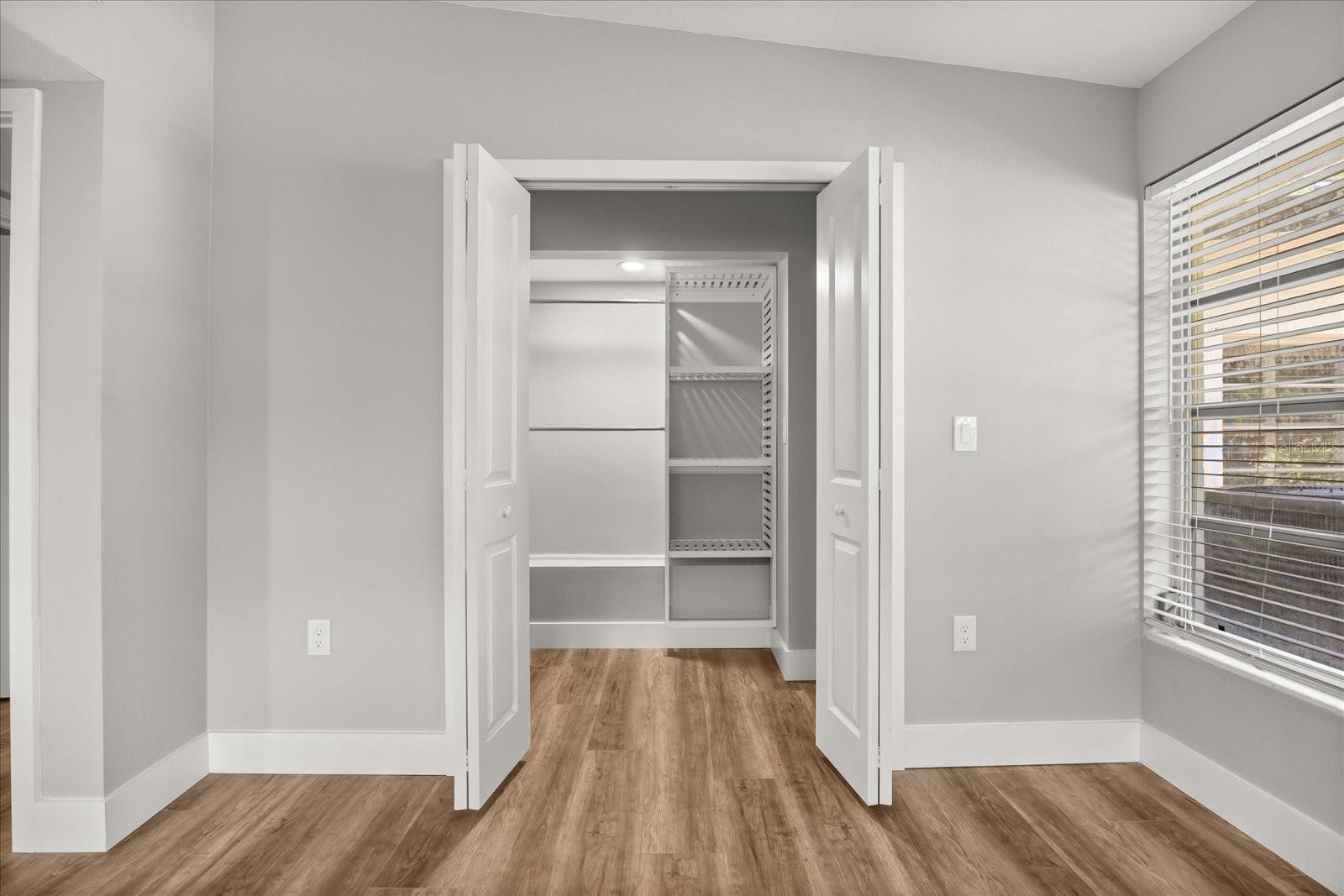 TIMBERLANE SHORES - Residential