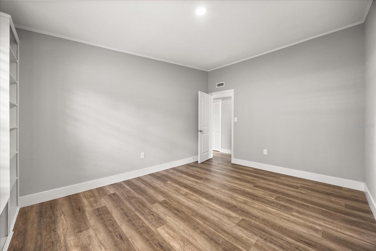 TIMBERLANE SHORES - Residential