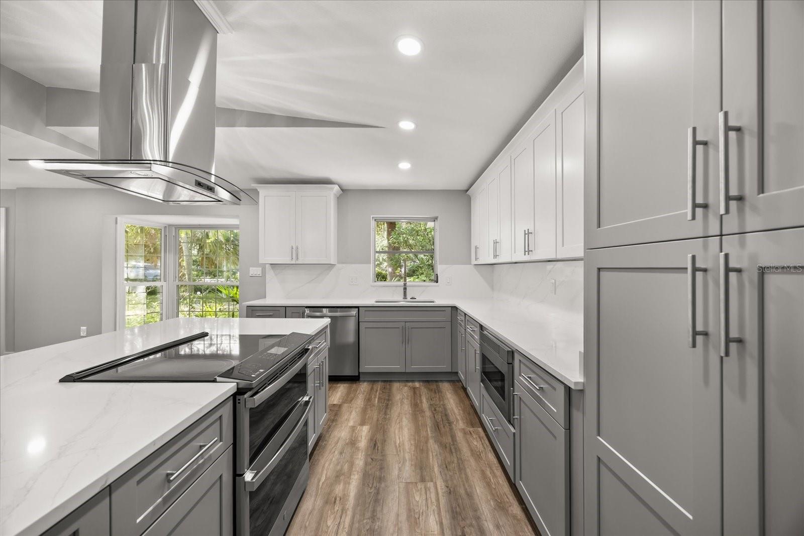 TIMBERLANE SHORES - Residential