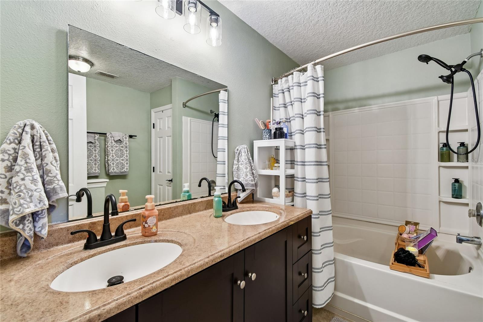 STERLING MEADOWS - Residential