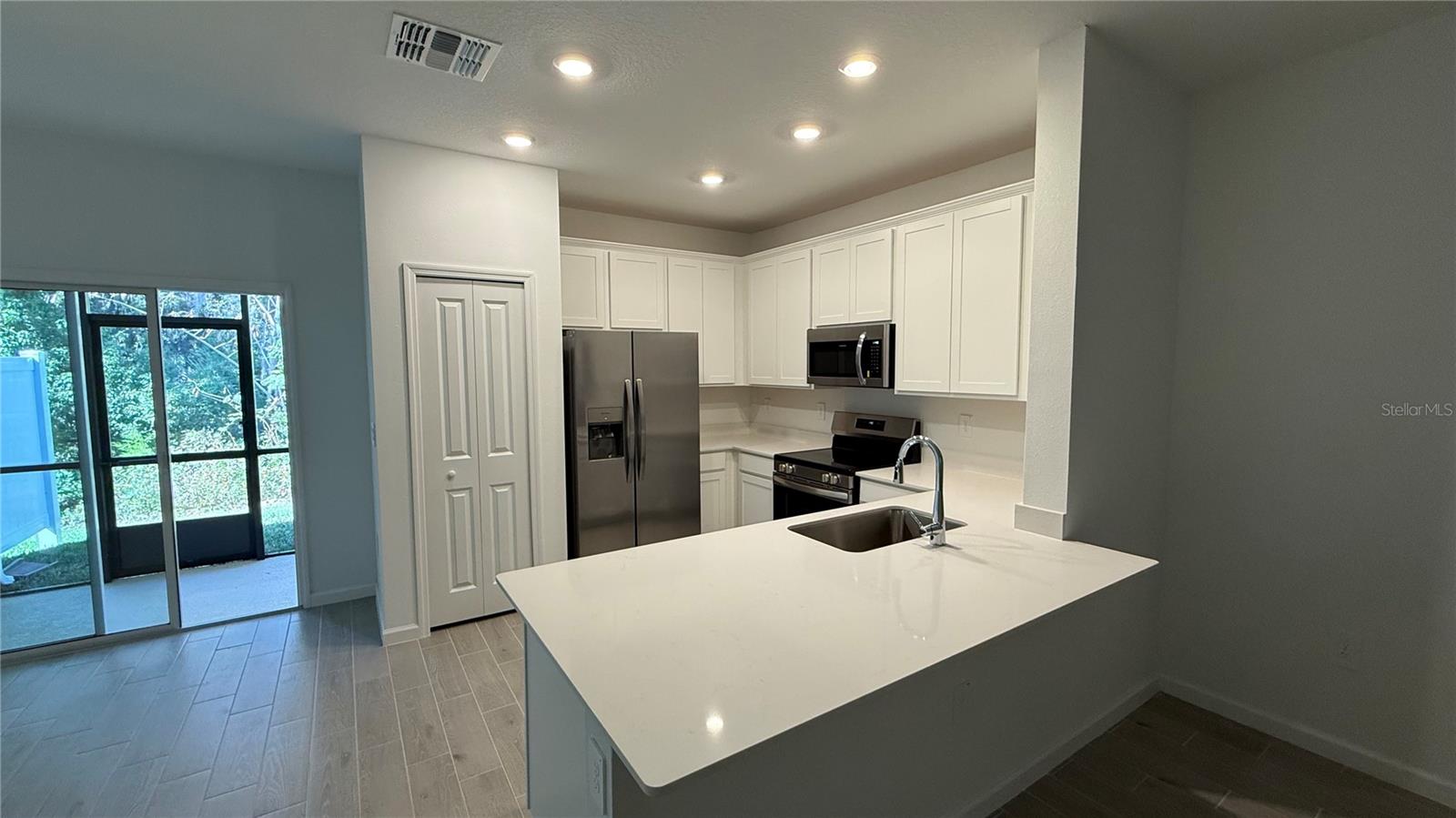 OAK HAMMOCK PRESERVE - Residential Lease