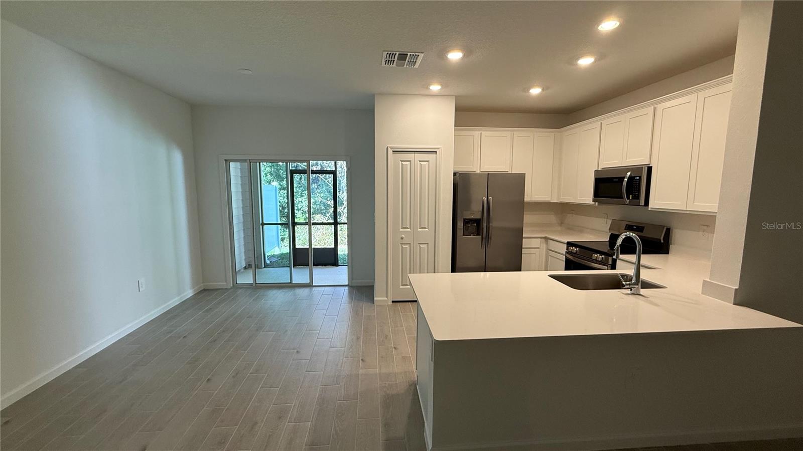 OAK HAMMOCK PRESERVE - Residential Lease