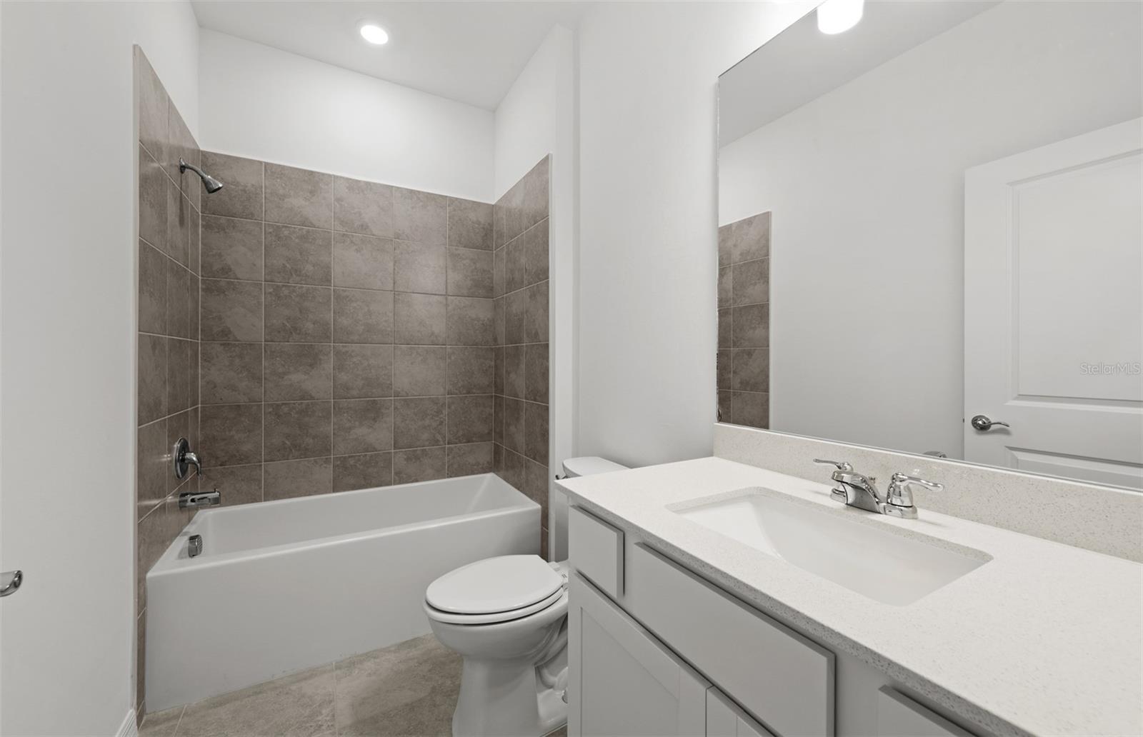 3458 - STRAND AT CEDAR GROVE - Residential