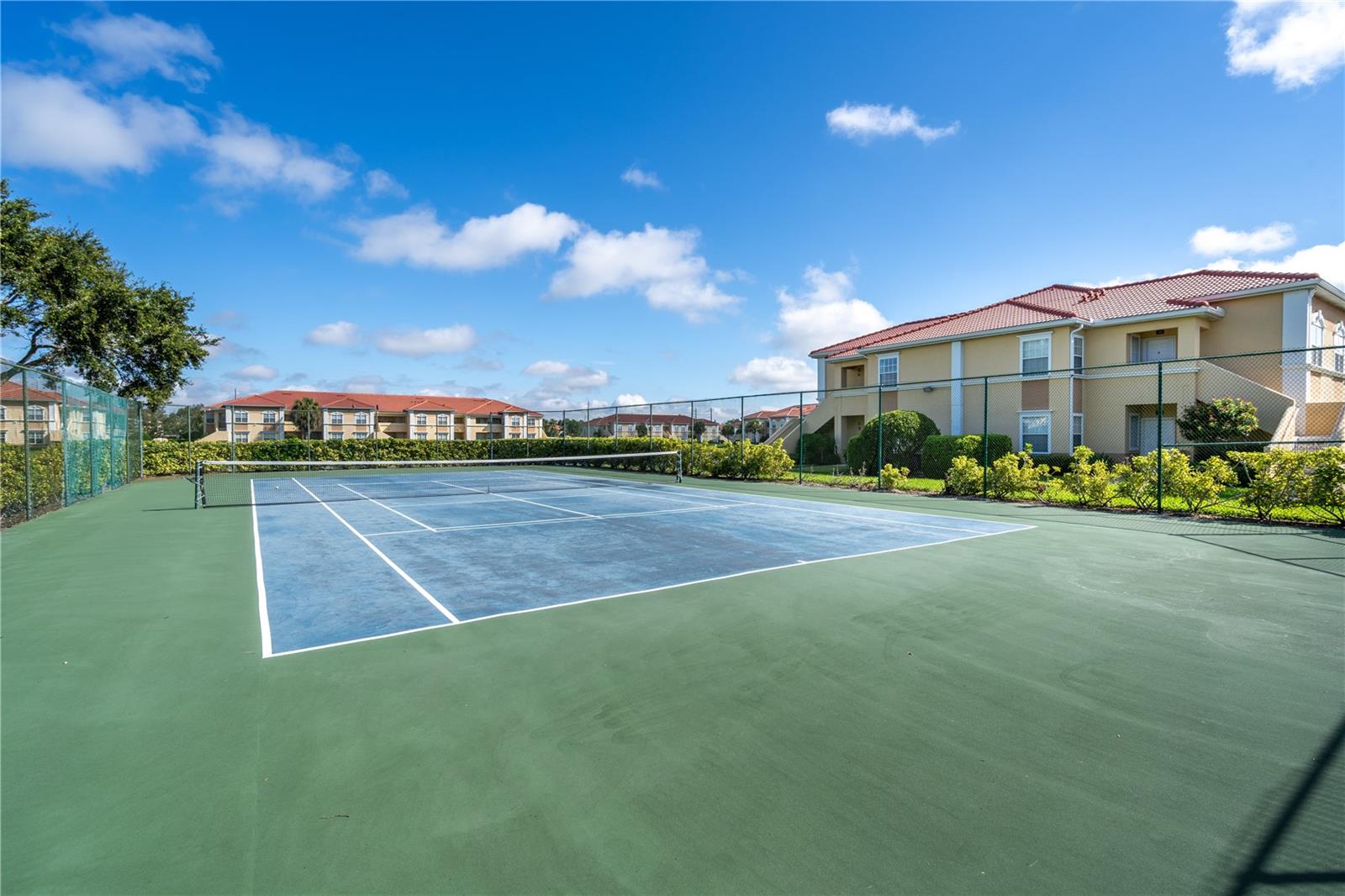 VILLAGIO - Residential Lease