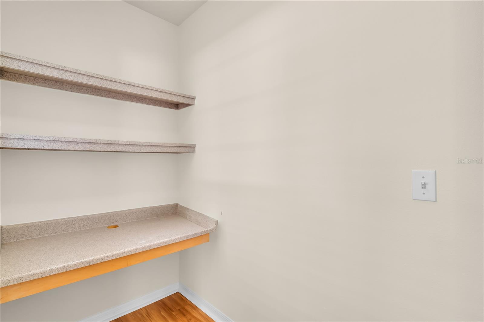 VILLAGIO - Residential Lease