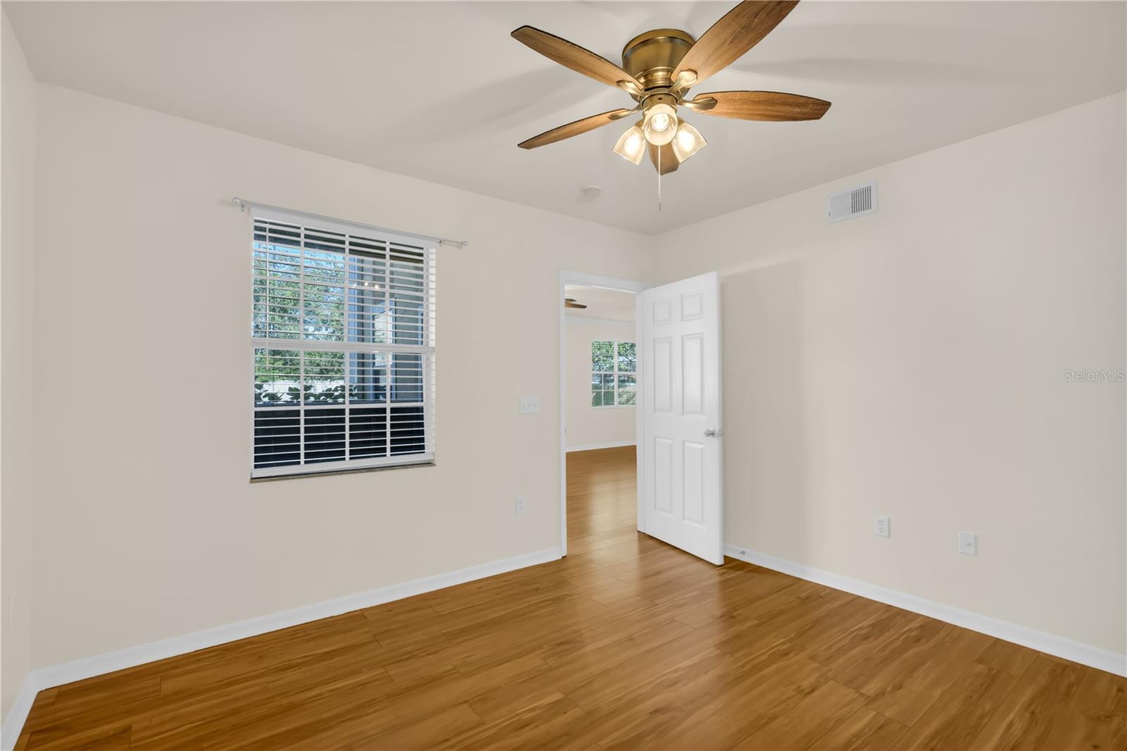 VILLAGIO - Residential Lease