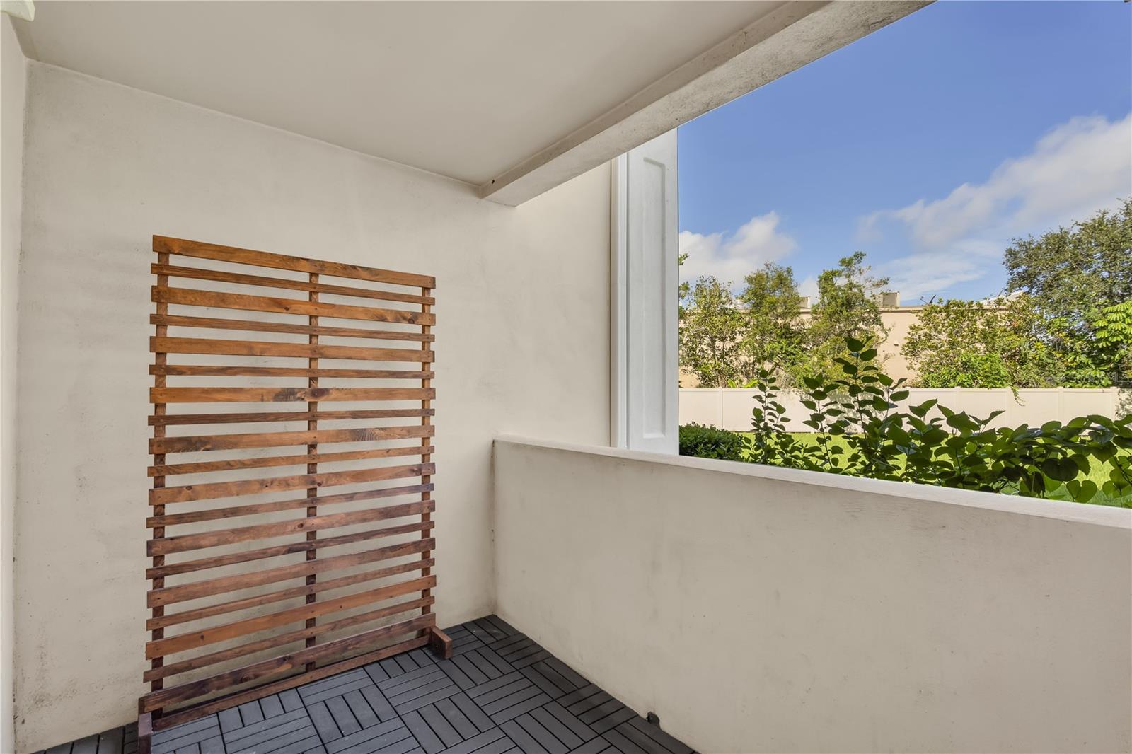 VILLAGIO - Residential Lease