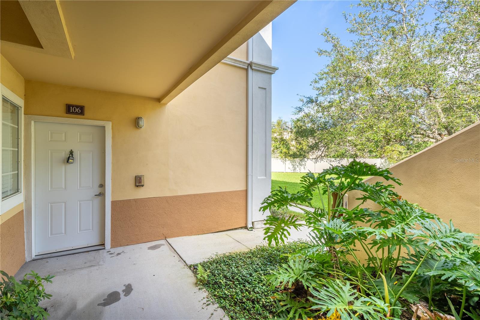 VILLAGIO - Residential Lease