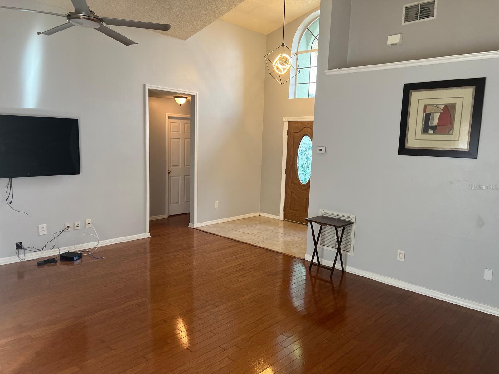 11862 HULLBRIDGE COURT