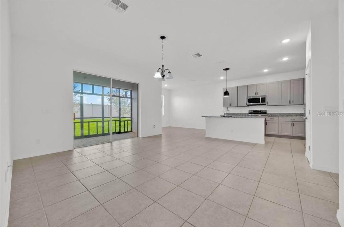TARPON BAY PH 2 - Residential