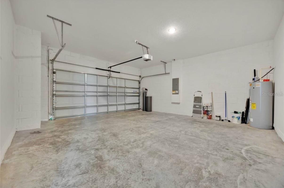 TARPON BAY PH 2 - Residential
