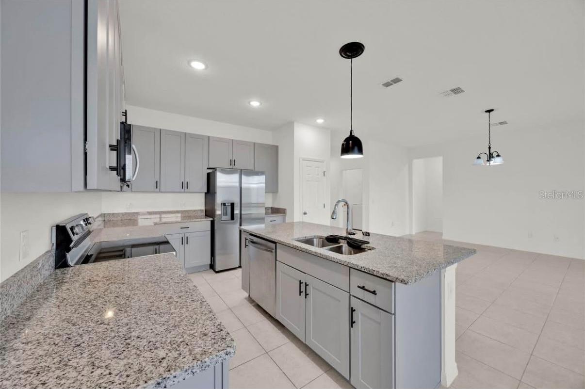TARPON BAY PH 2 - Residential