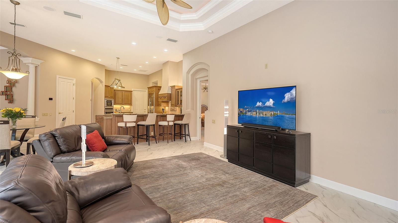 LAKEWOOD RANCH COUNTRY CLUB - Residential