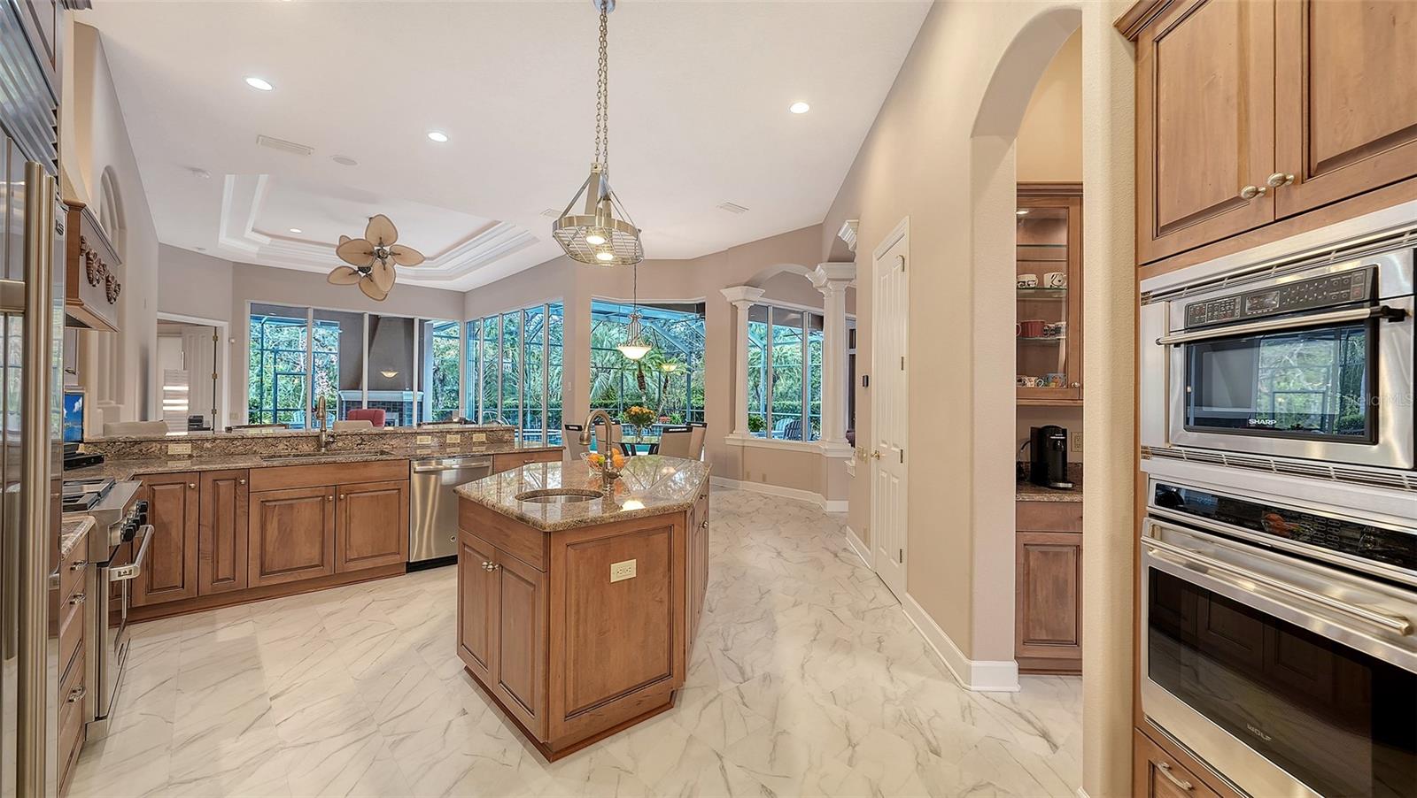 LAKEWOOD RANCH COUNTRY CLUB - Residential