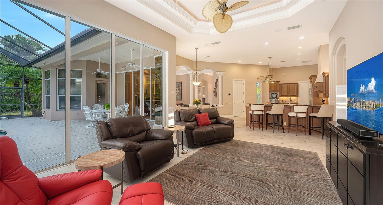 LAKEWOOD RANCH COUNTRY CLUB - Residential