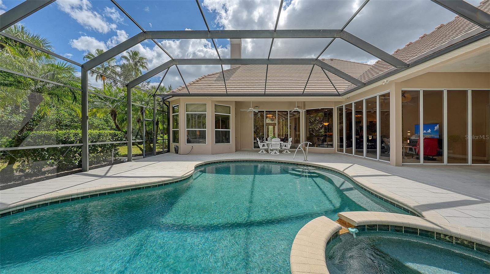 LAKEWOOD RANCH COUNTRY CLUB - Residential