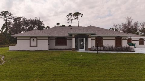 A home in PORT CHARLOTTE