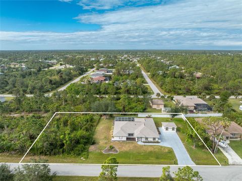 A home in PORT CHARLOTTE