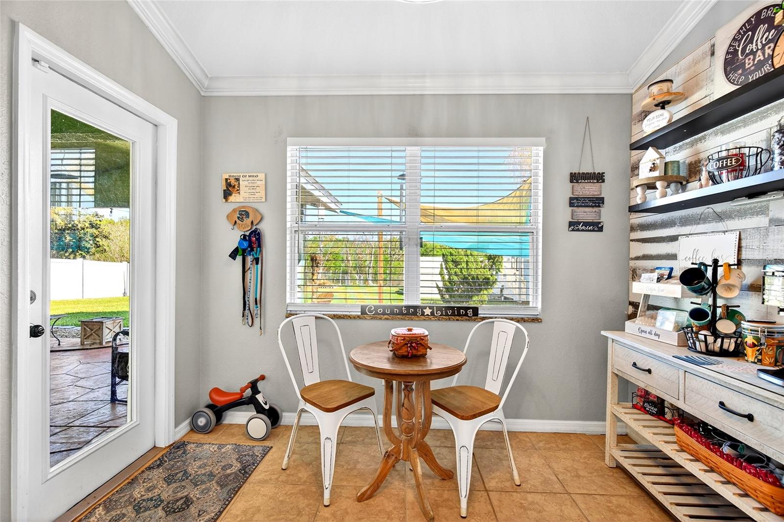 TURNING POINTE ESTATE - Residential