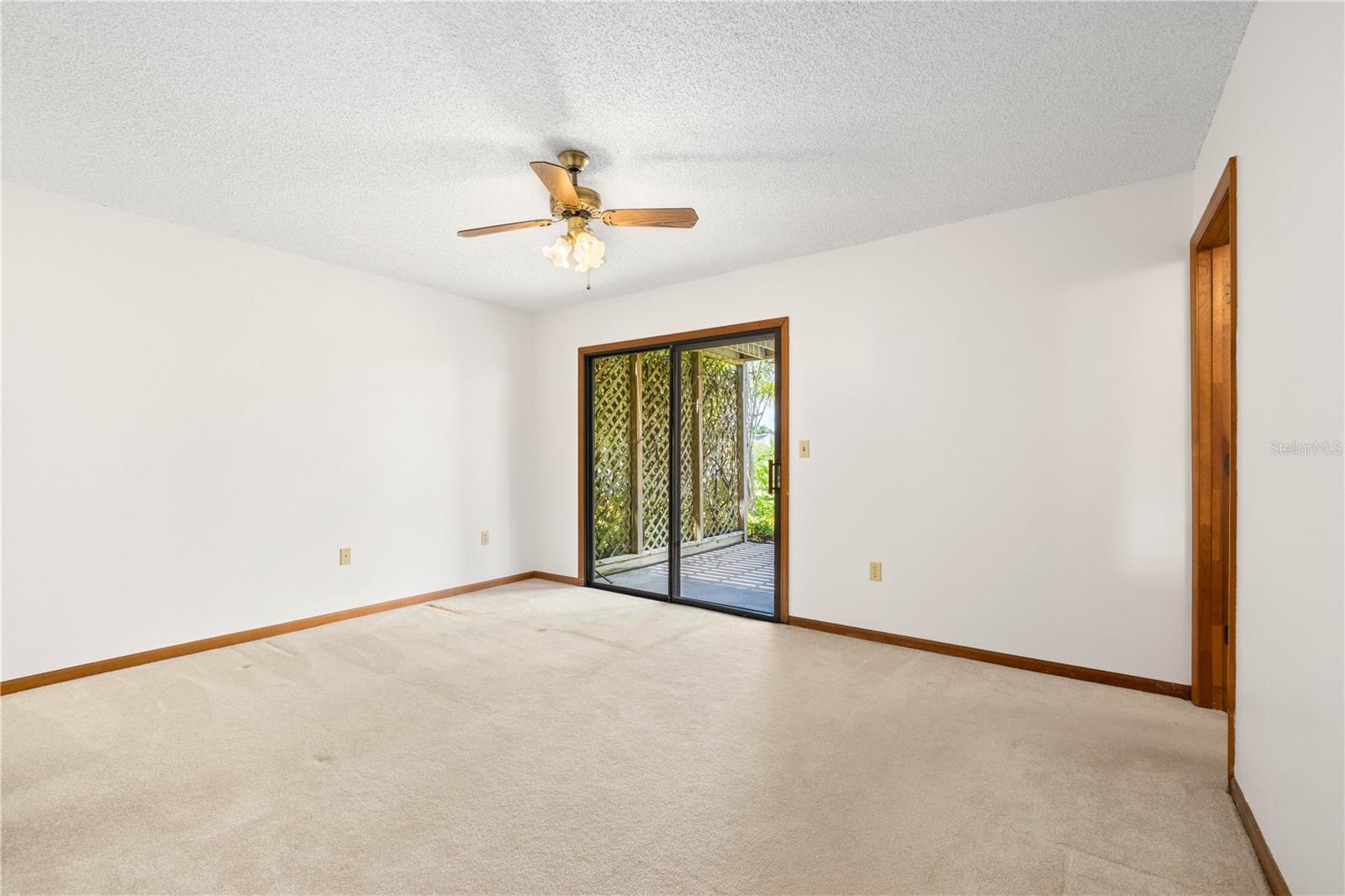 CEDAR CREEK - Residential