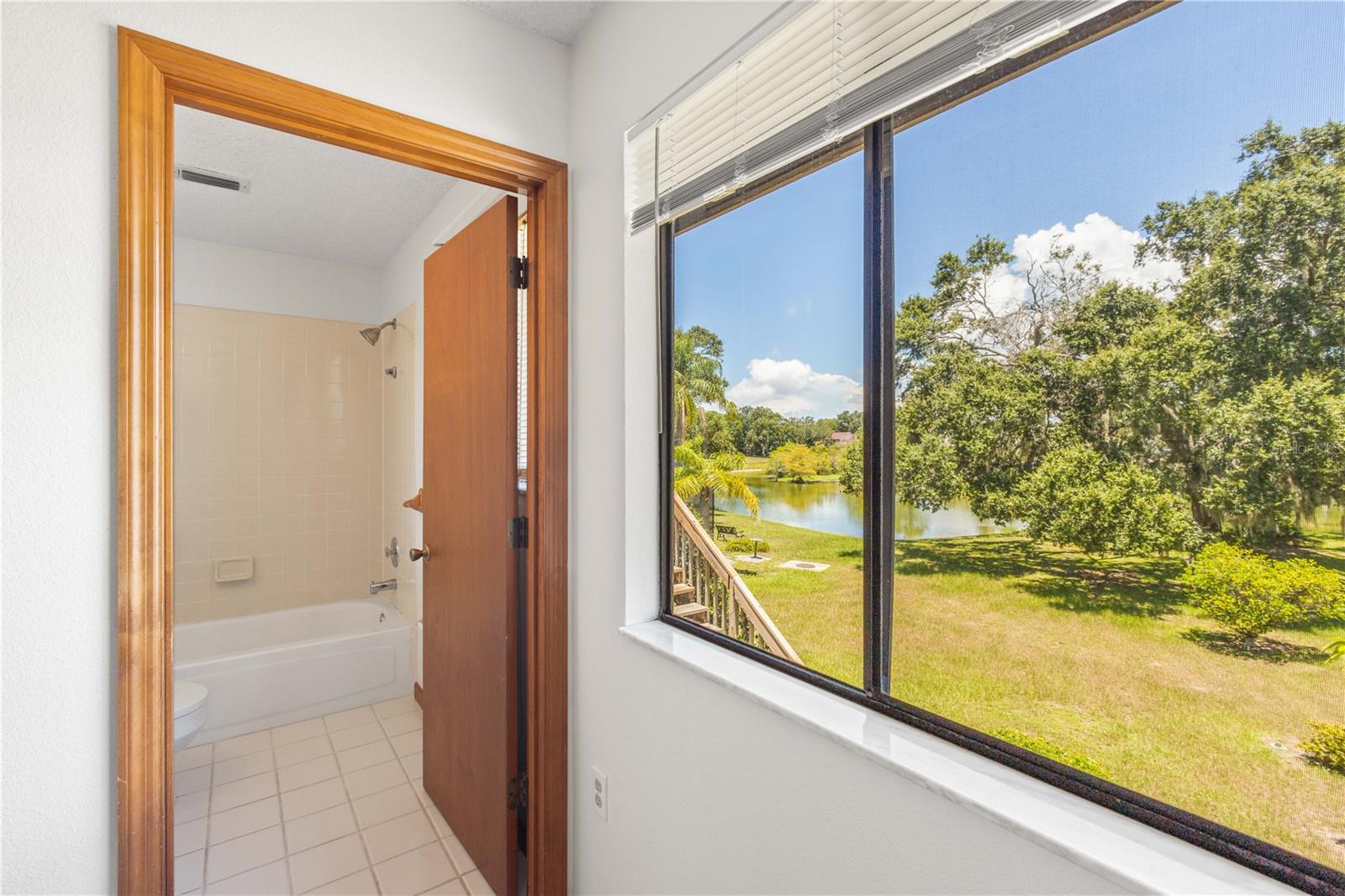 CEDAR CREEK - Residential