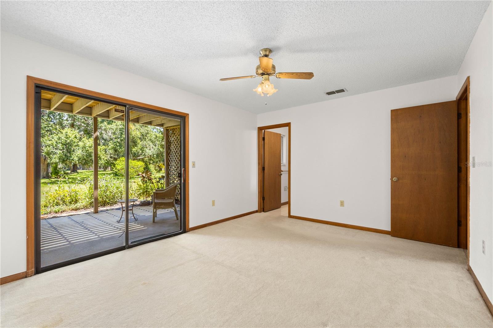 CEDAR CREEK - Residential