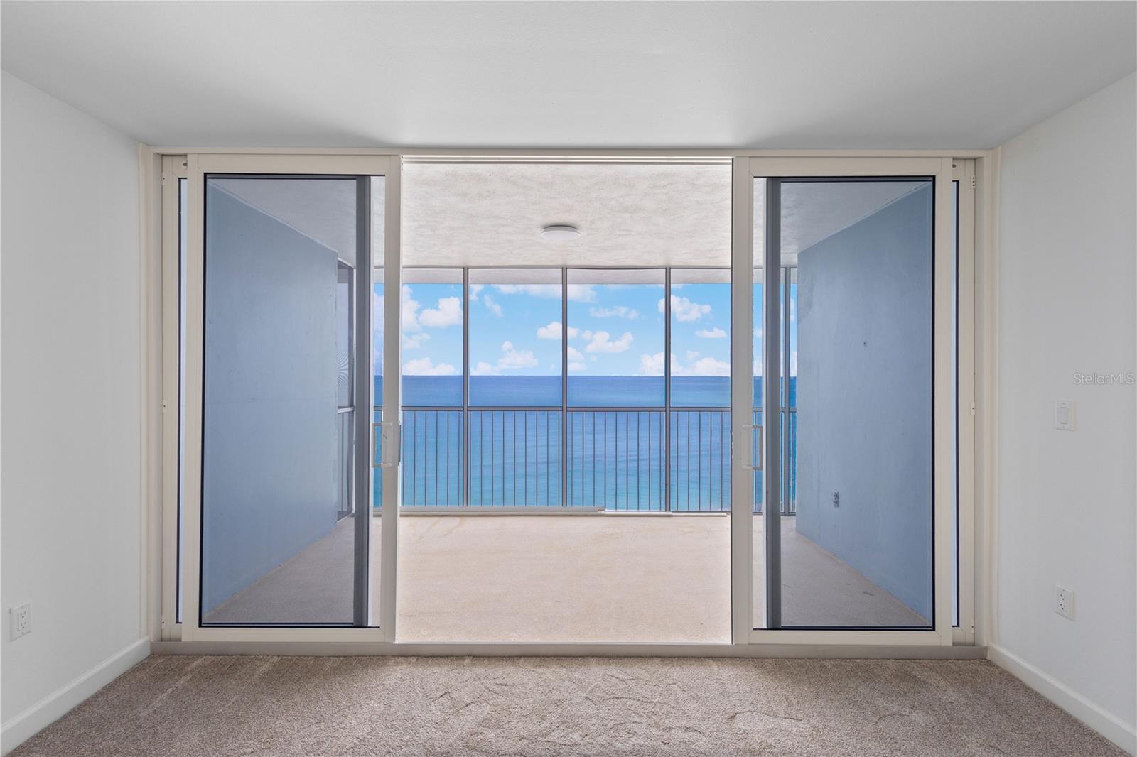 GULF HORIZONS - Residential