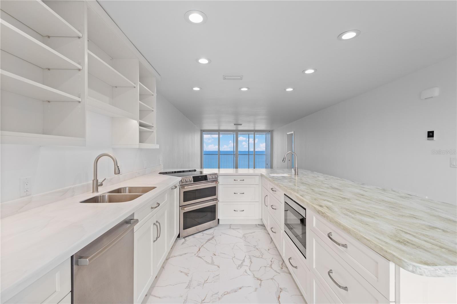 GULF HORIZONS - Residential