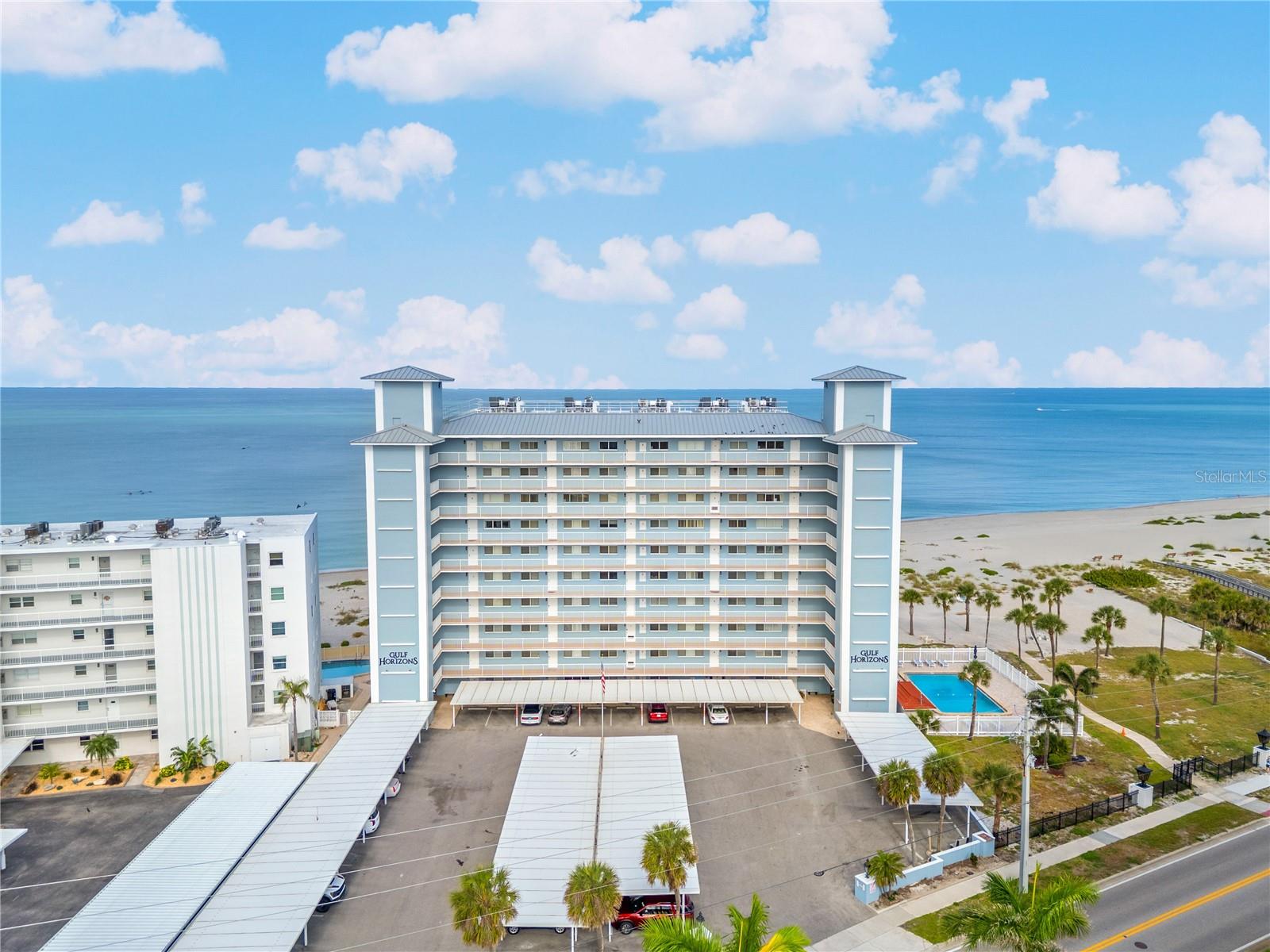 GULF HORIZONS - Residential