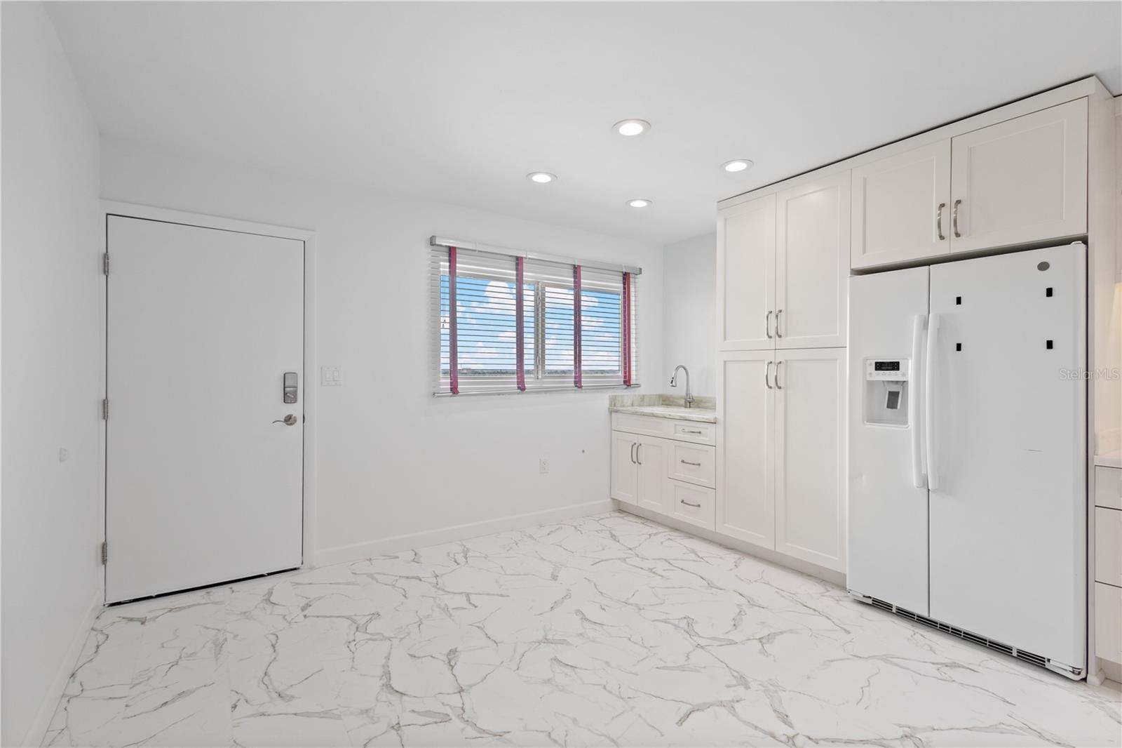 GULF HORIZONS - Residential