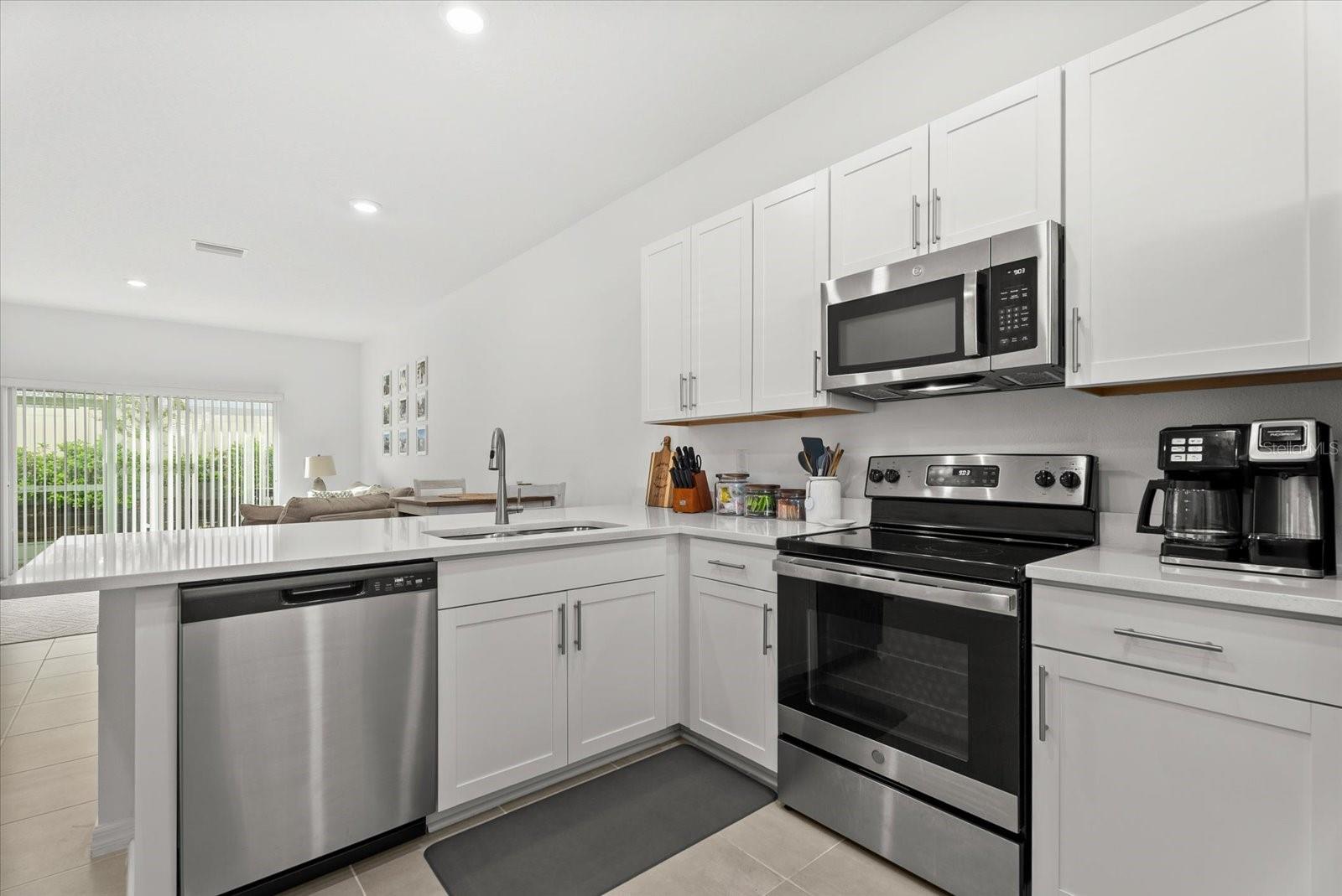 SKYE RANCH NBRHD 2 TWNHMS NORT - Residential