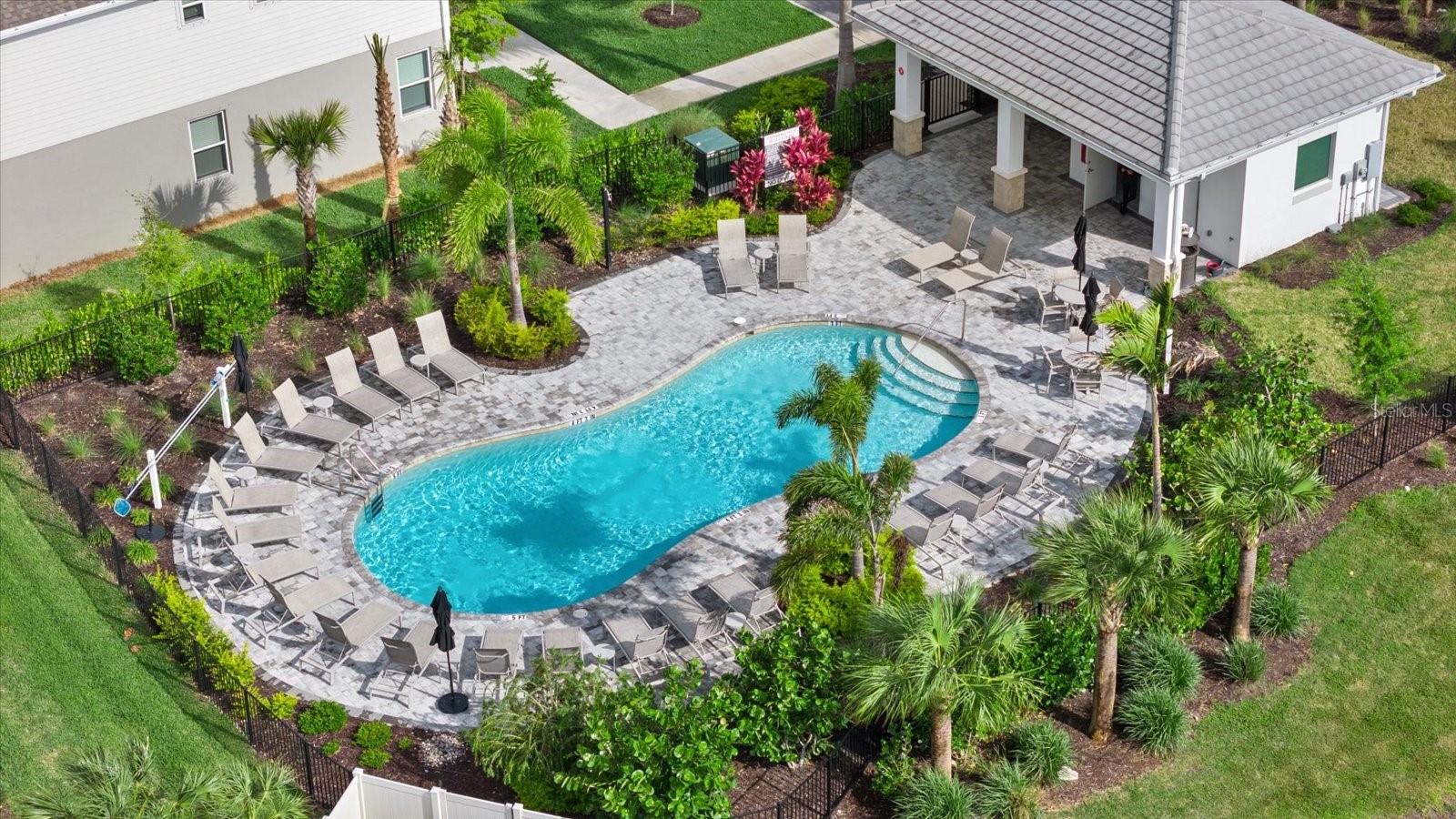 SKYE RANCH NBRHD 2 TWNHMS NORT - Residential