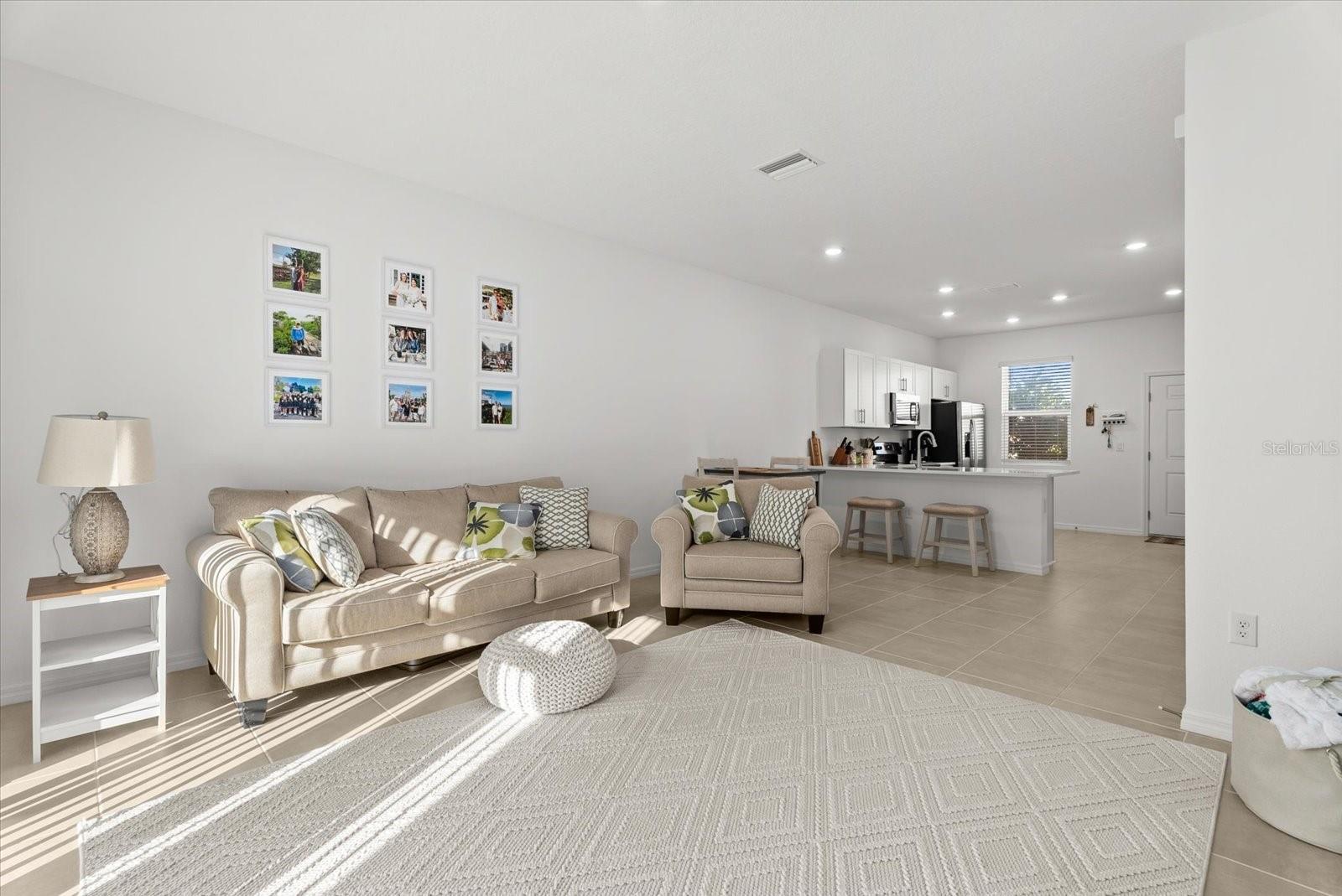 SKYE RANCH NBRHD 2 TWNHMS NORT - Residential