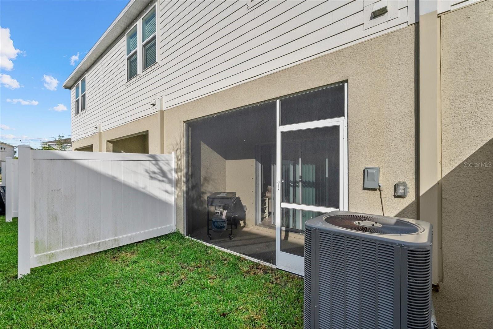 SKYE RANCH NBRHD 2 TWNHMS NORT - Residential