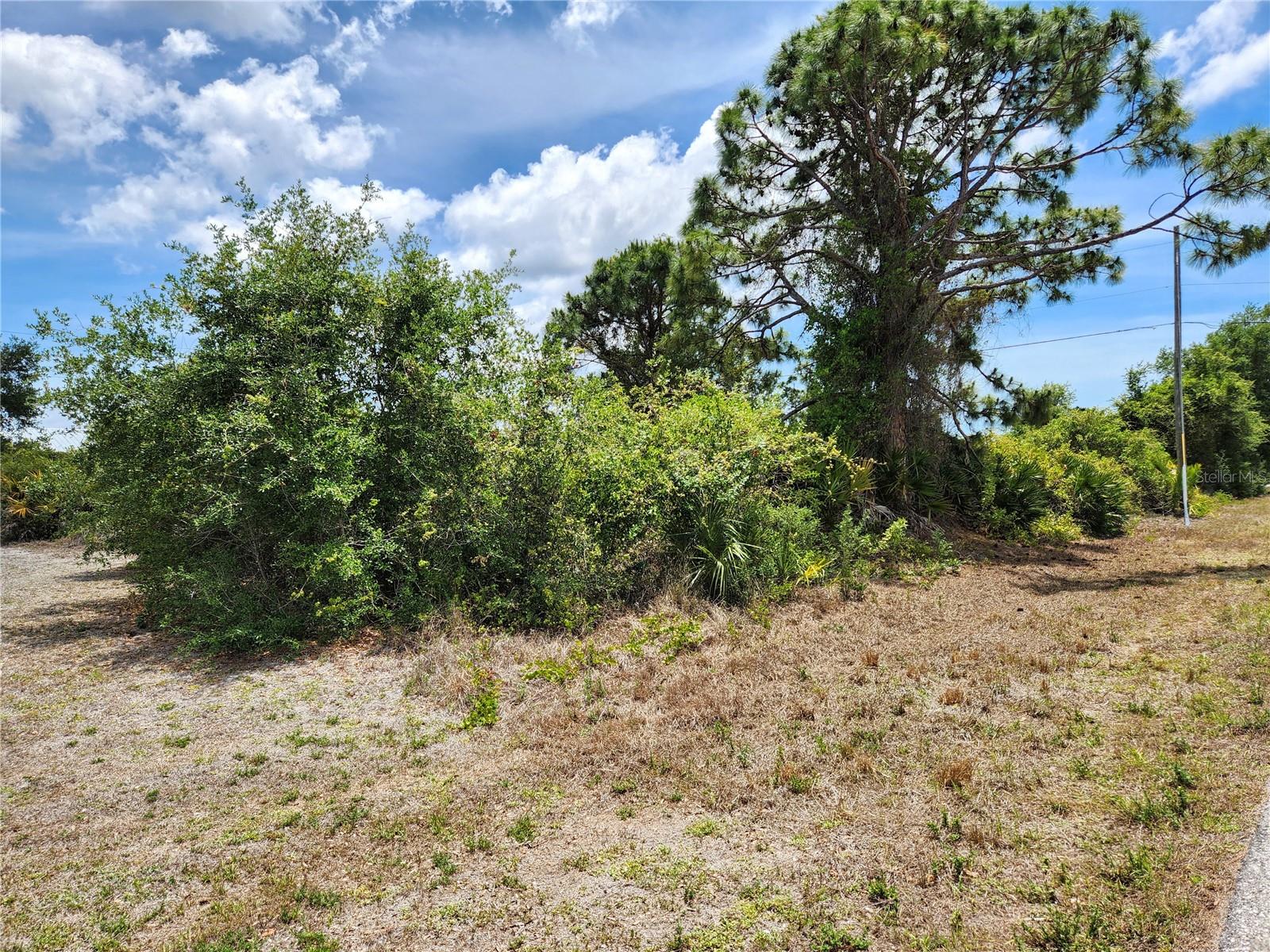 PORT CHARLOTTE SEC 052 - Land
