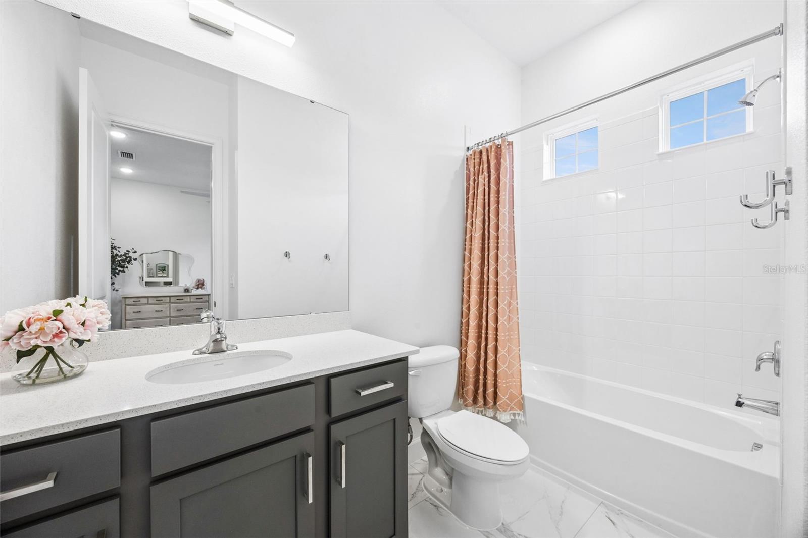AVALON RDG - Residential