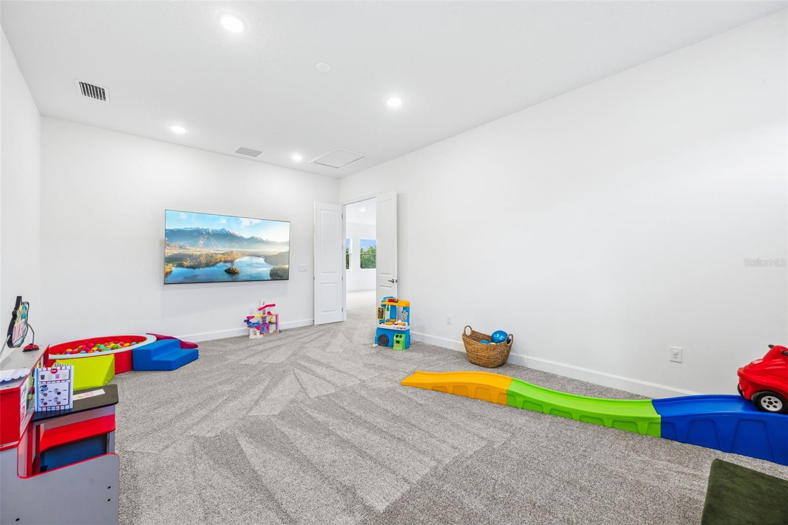 AVALON RDG - Residential