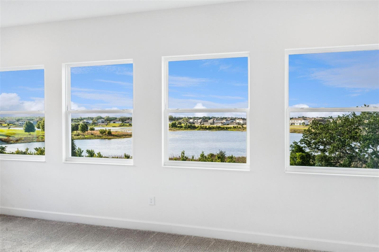 AVALON RDG - Residential