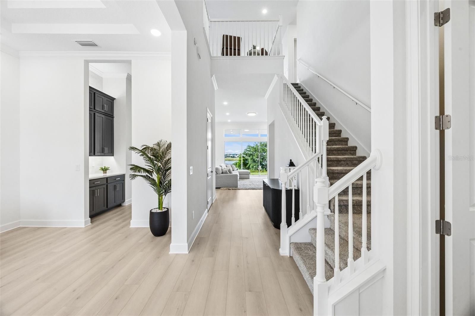 AVALON RDG - Residential
