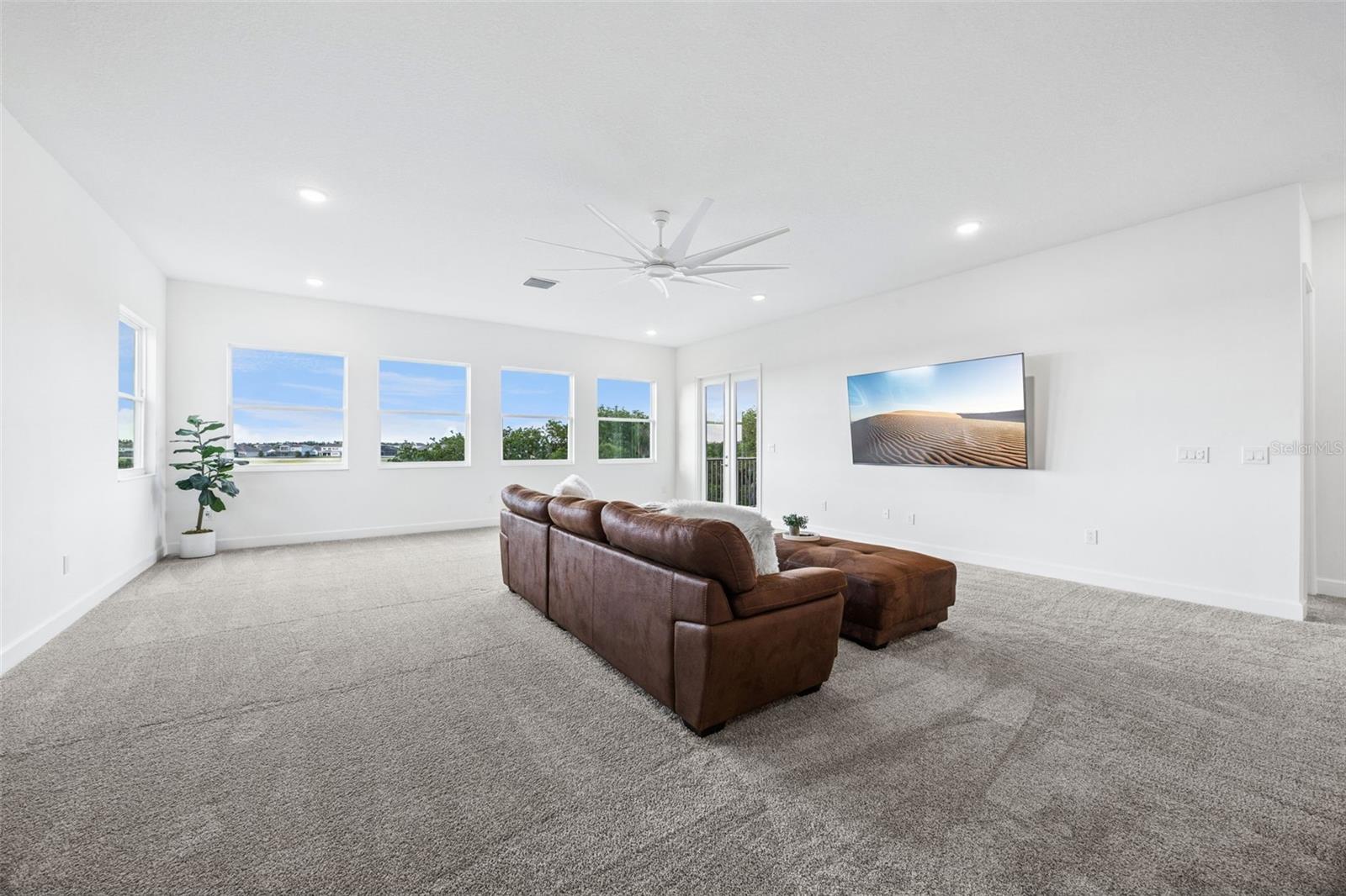 AVALON RDG - Residential