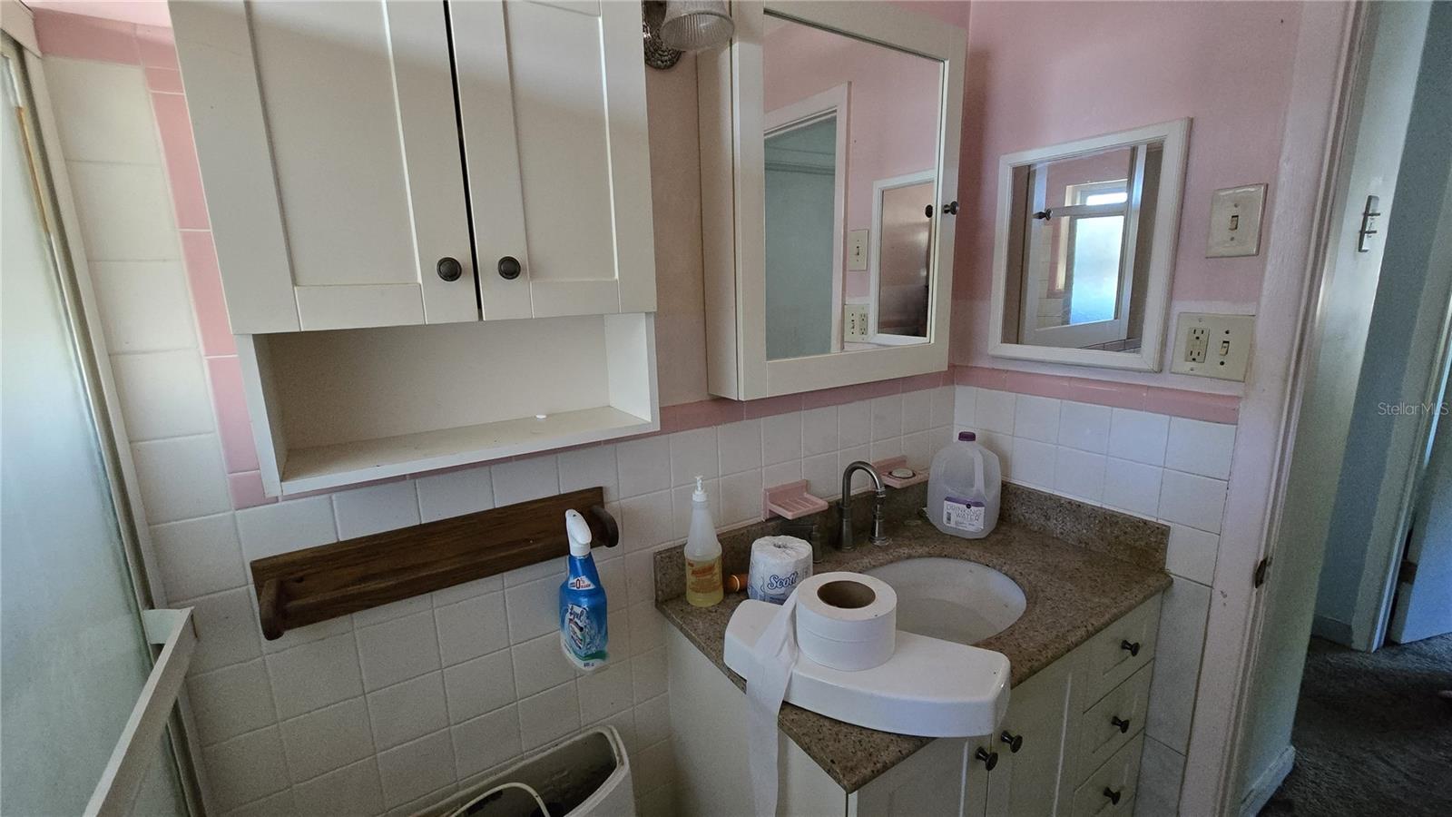 METEOR PLAZA - Residential