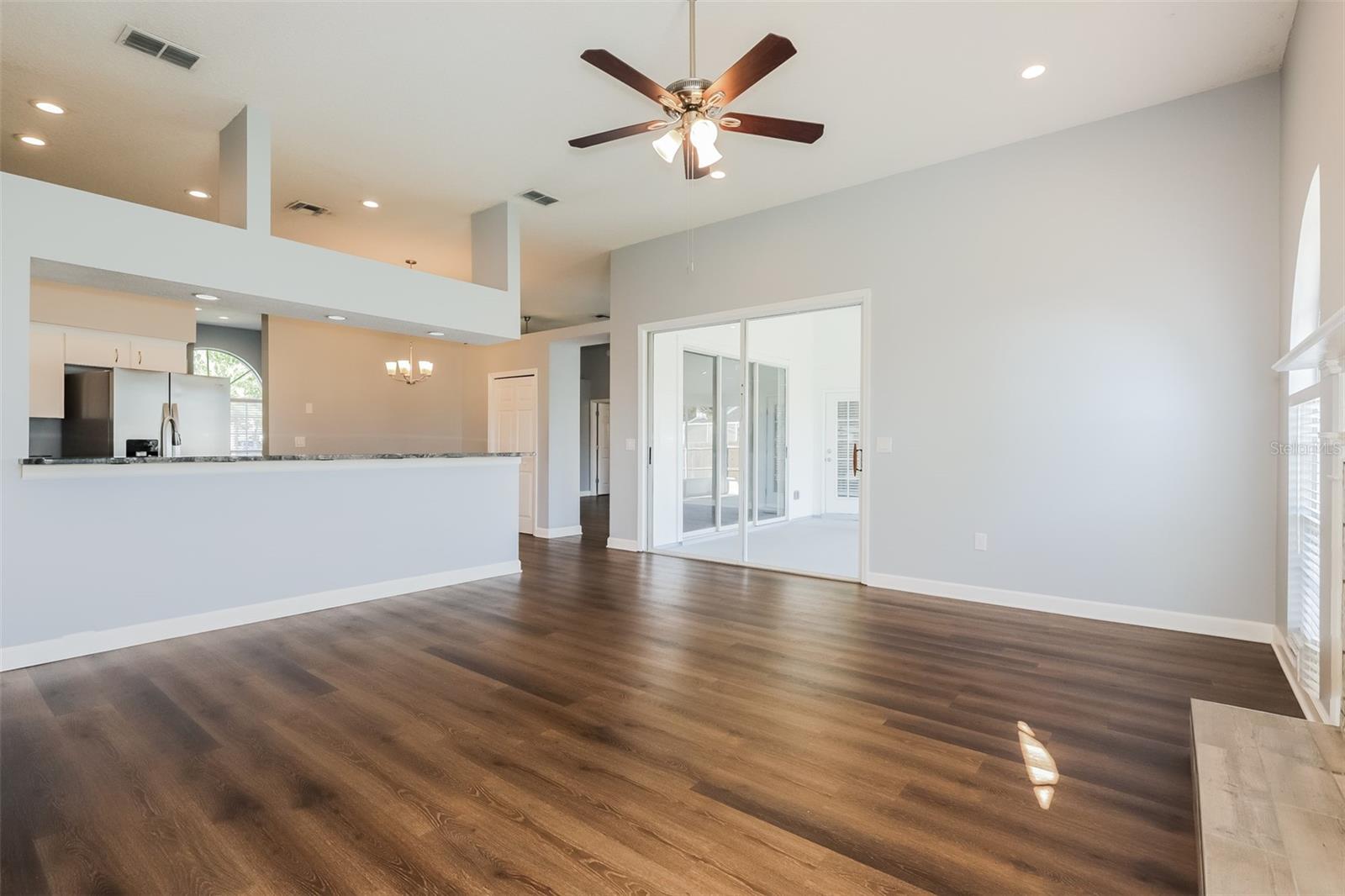 ISLAND WALK EAST ADD - Residential