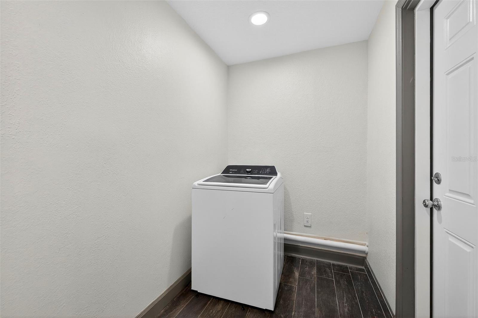 MONTICELLO PARK - Residential