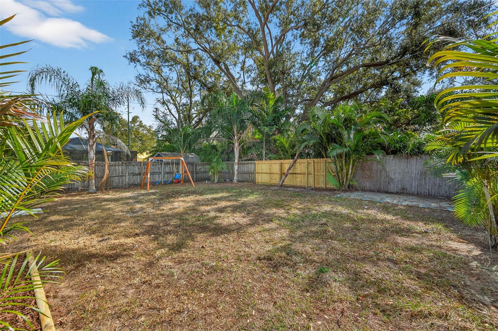 MONTICELLO PARK - Residential