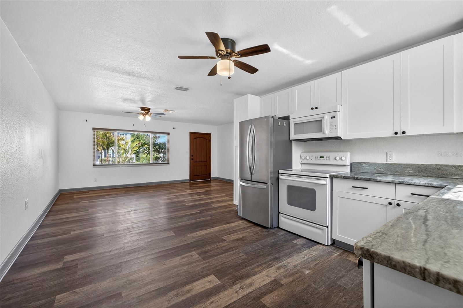 MONTICELLO PARK - Residential