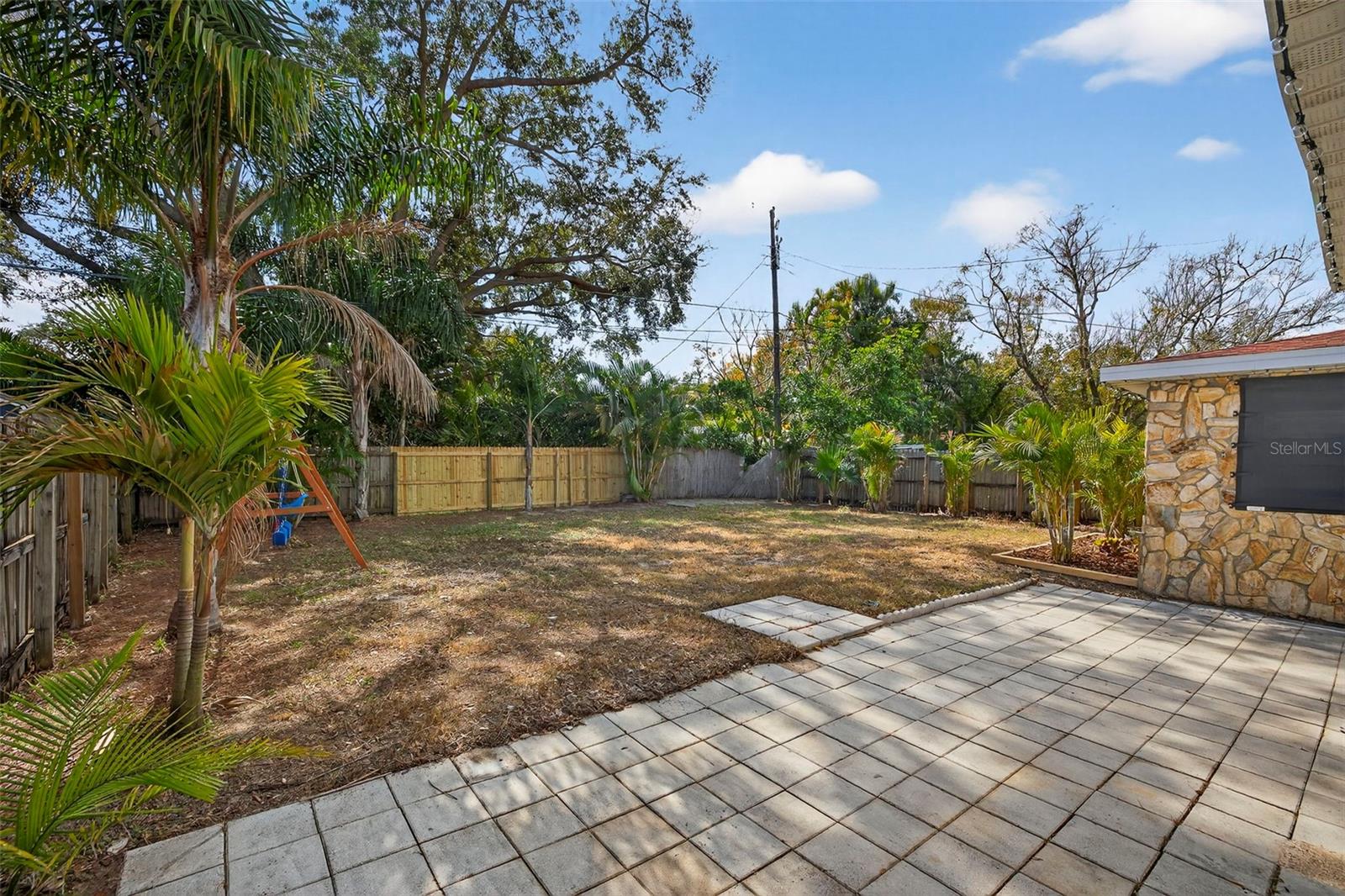 MONTICELLO PARK - Residential