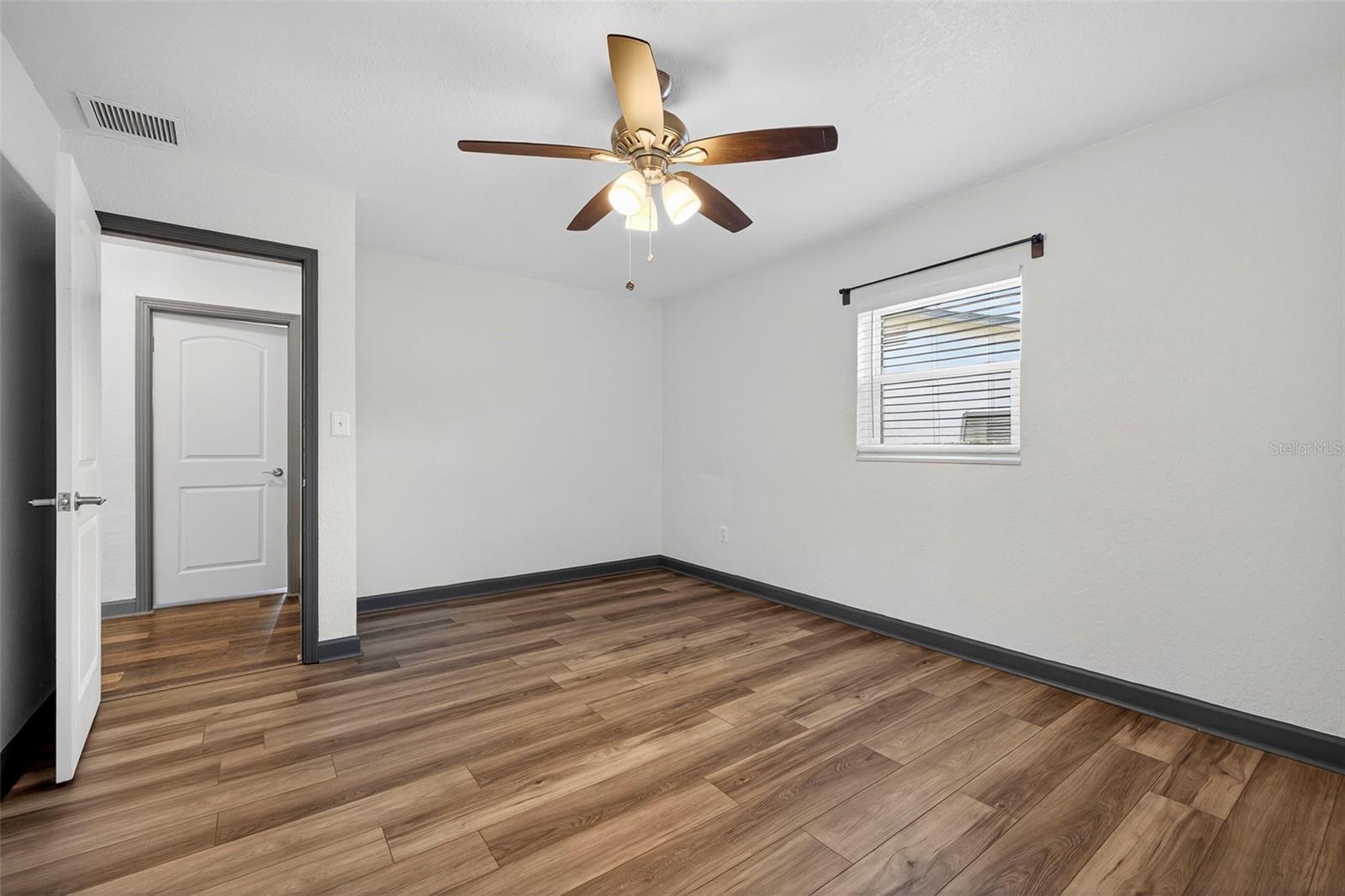 MONTICELLO PARK - Residential