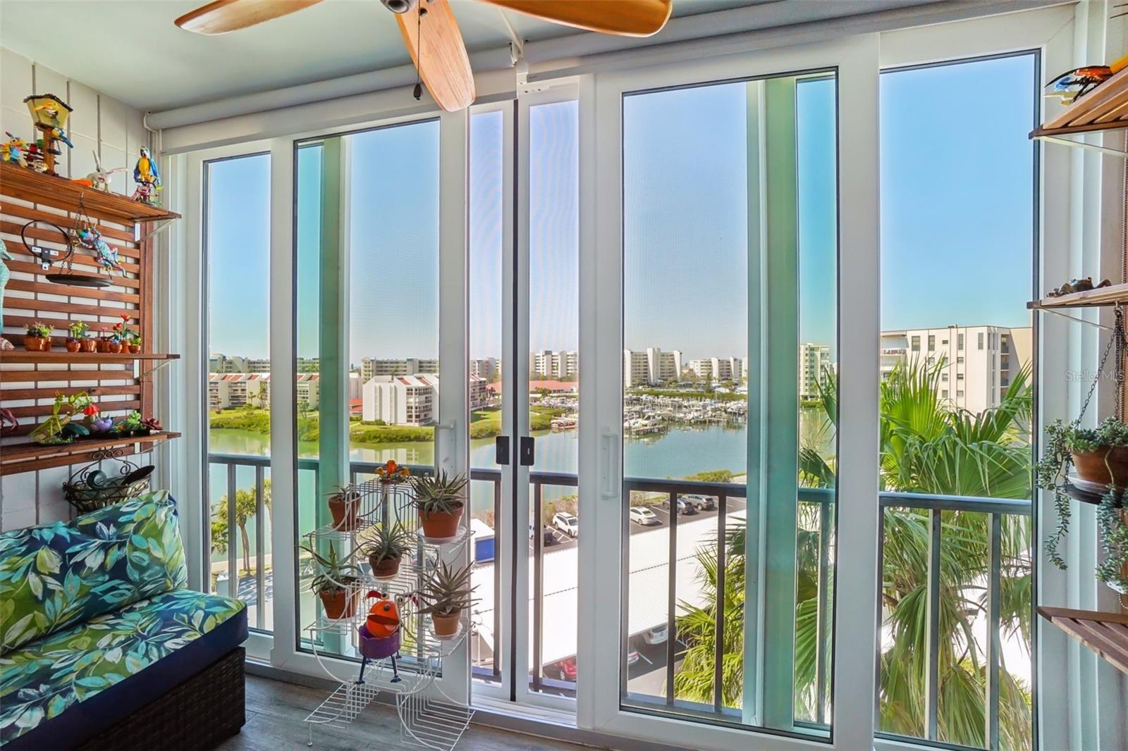 7400 SUN ISLAND DRIVE S 712