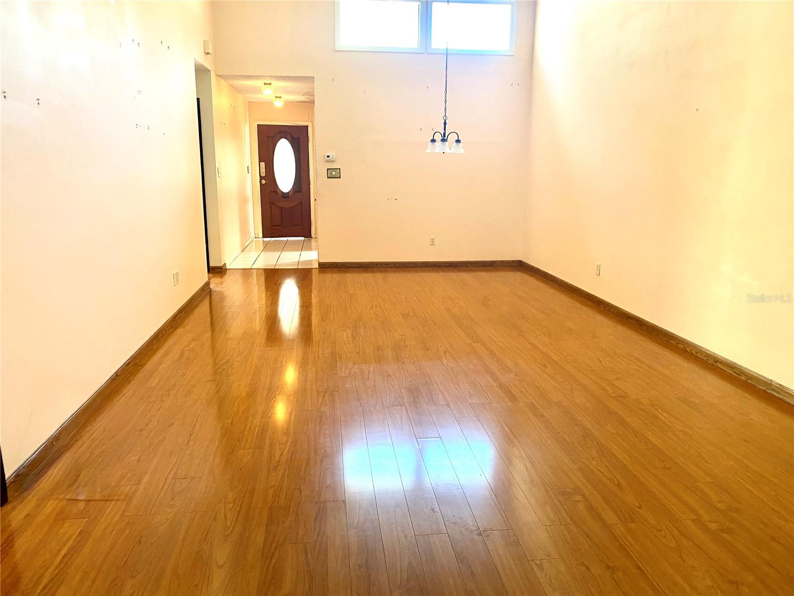 1028 SHERRYWOOD COURT