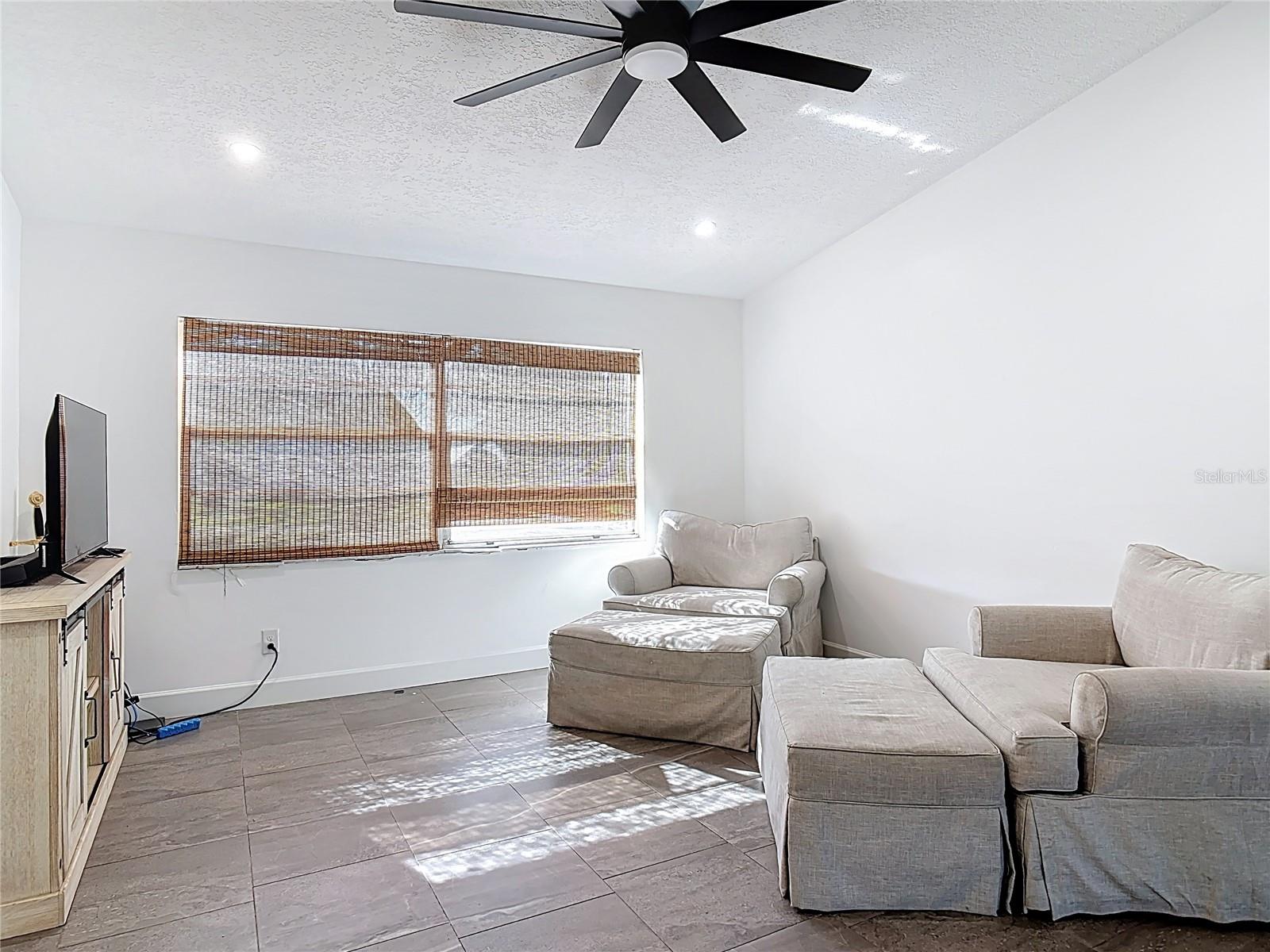 9737 HEATHERWOOD COURT